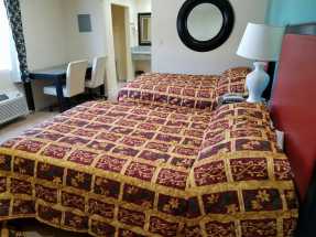 El Rancho Motel - El Rancho Motel - Deluxe 2 Queen Bed Room